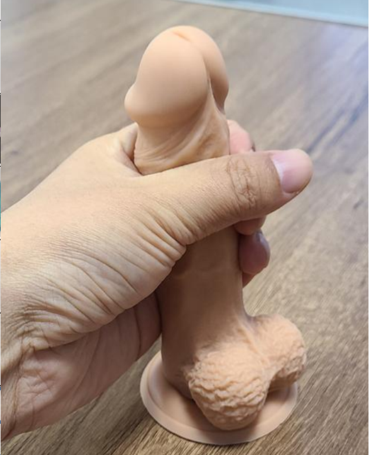 Realistic Silicone Dildo with Suction Cup 5.7 Inch